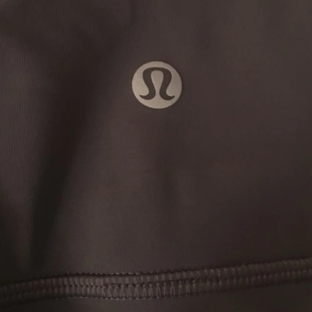 Lululemon All The Right Places Crop II (23") Dark Carbon Size 6 - Picture 9 of 10